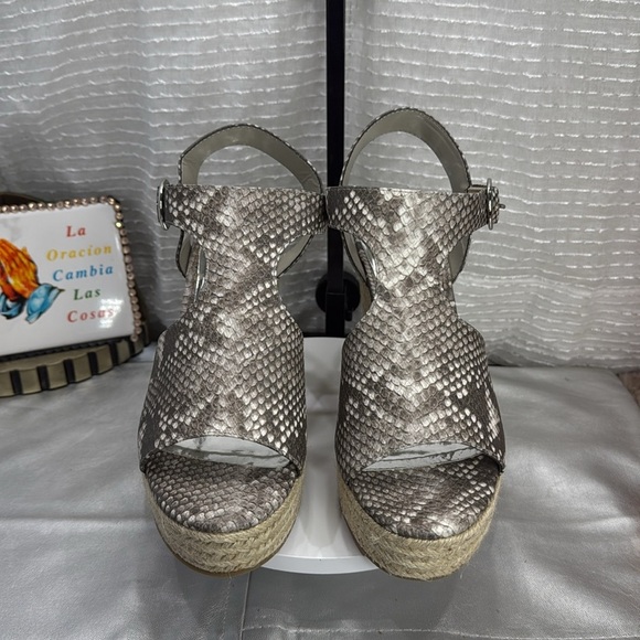 (H5)Carlos by Carlos Santana Faux Reptile Leather Wedge with Slingback HeelSz 9M - Picture 5 of 13